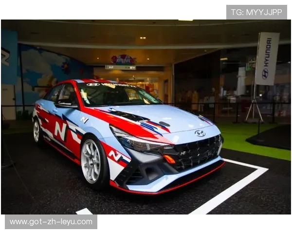 电竞产业与汽车产业的合作：赛事赞助与定制车型，电竞 赛车