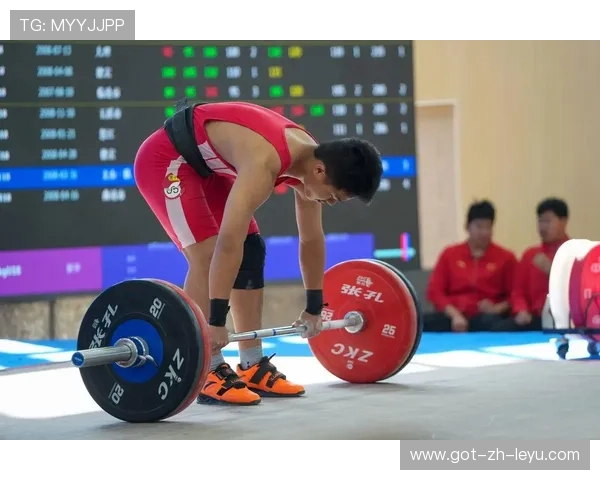 国际举重科研项目发布运动员长期健康监测建议，举重运动员的职业病